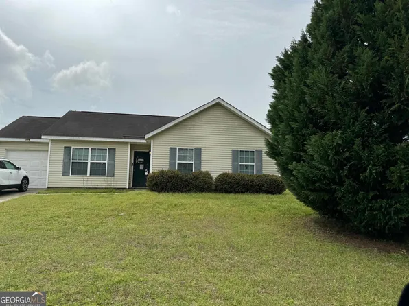 9024 Whispering Pines Blvd, Statesboro, GA 30458