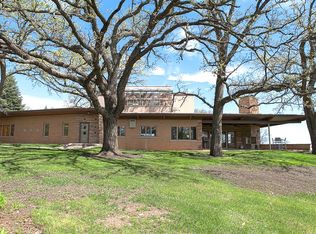 615 Robin Rdg, Elgin, IL 60123