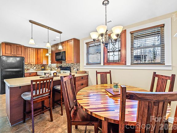 5th image of 104 Campground Rd