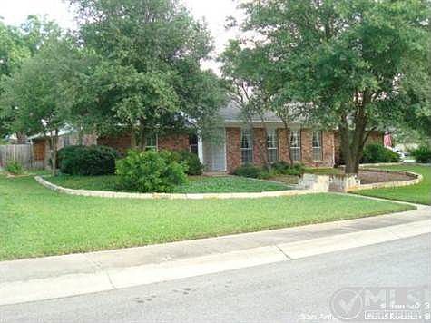 4th image of 141 Patrick Henry Dr