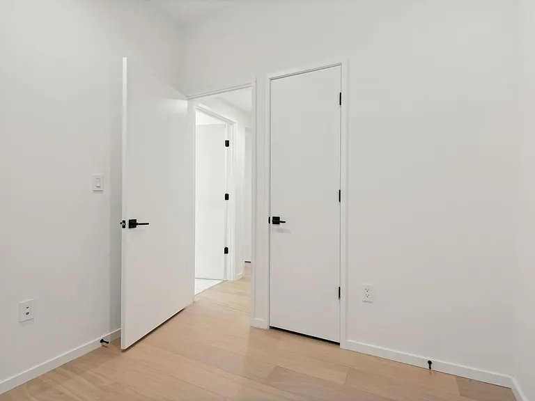 424 M St NW #2 — Photo 4