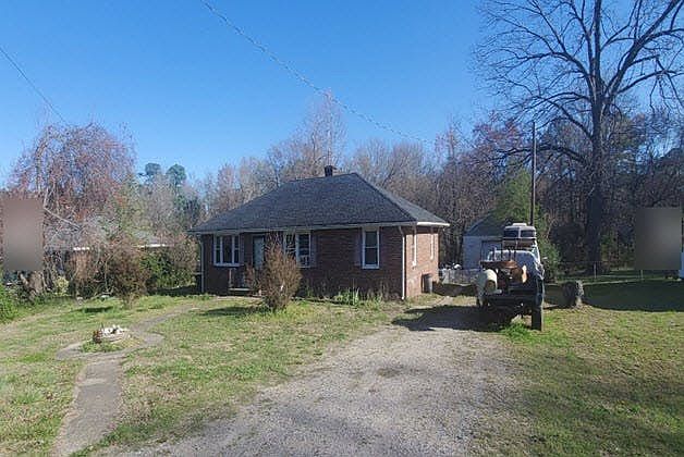 2nd image of 25821 Franklin St N