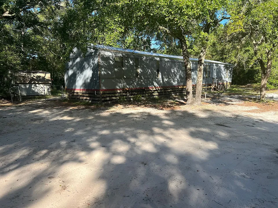 401 Griffin Rd