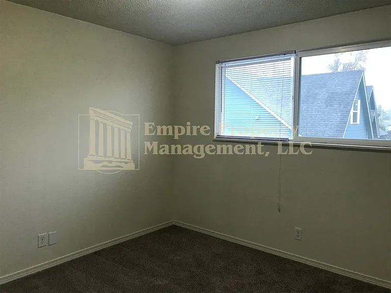 549 Honeysuckle Ln #545 — Photo 10