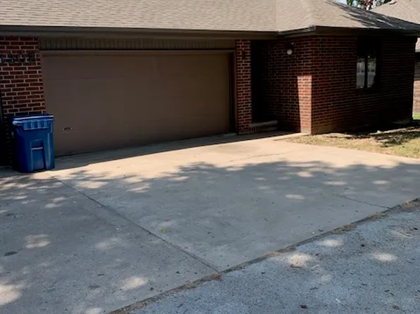 1205 N Viola St APT B, Nixa, MO 65714