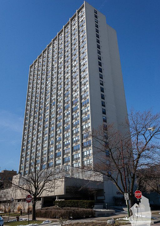 1st image of 5100 N Marine Dr APT 11E