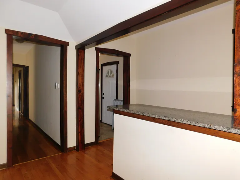 1637 W Touhy Ave #3 — Photo 5