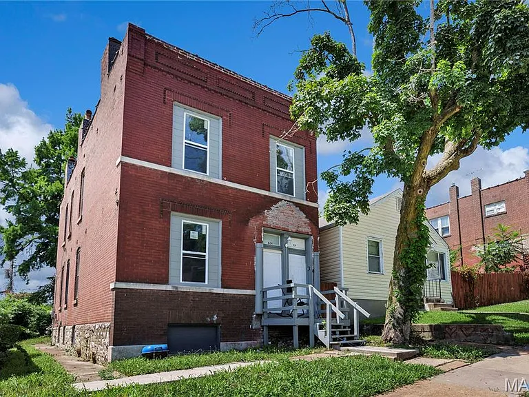 824 Canaan Ave #2F — Photo 3
