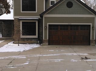 2133 Mountain Ridge Ln, Pacific, MO 63069