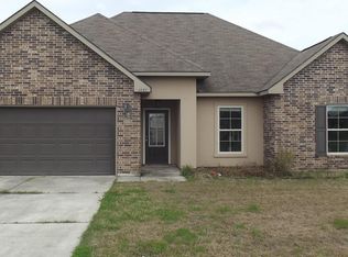 1155 Bridgetowne Ln, Breaux Bridge, LA 70517