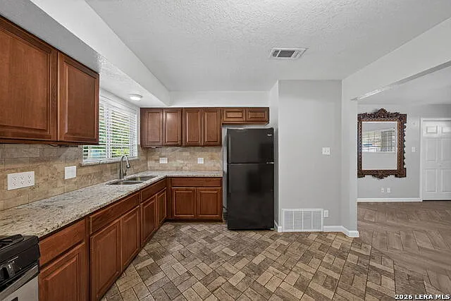 2414 Perkins Dr — Photo 6