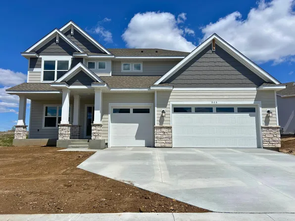 905 Milborne Ln NW, Rochester, MN 55901