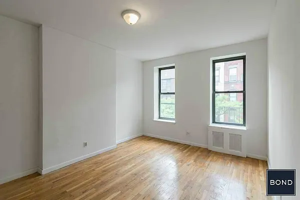Rented by Bond New York | media 22
