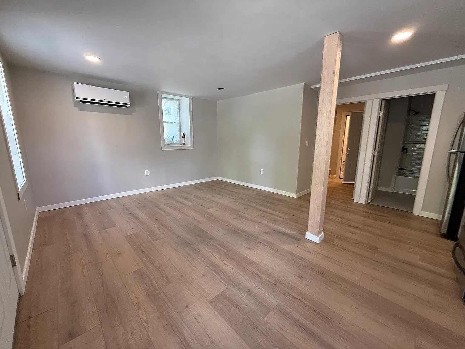 1 bed, 550 sqft, $2,000 — Photo 3