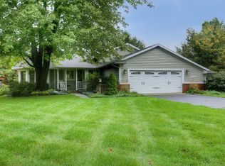7025 Barkley Crk NE, Rockford, MI 49341
