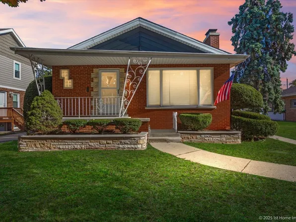 9733 S Springfield Ave, Evergreen Park, IL 60805