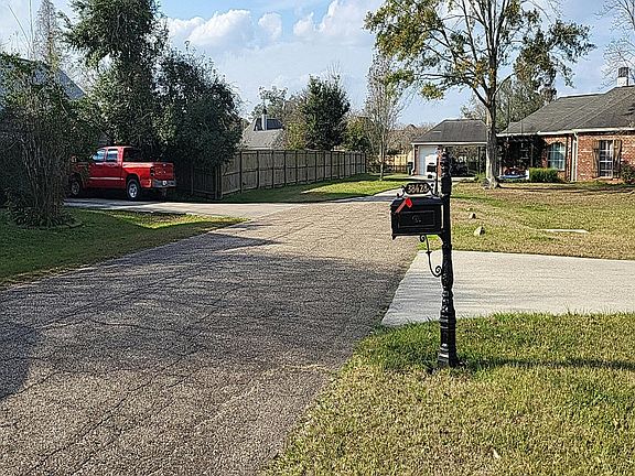 4th image of 38432 Silverstone Ave