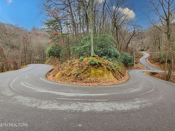 3rd image of LOT 20 Luzerne Dr