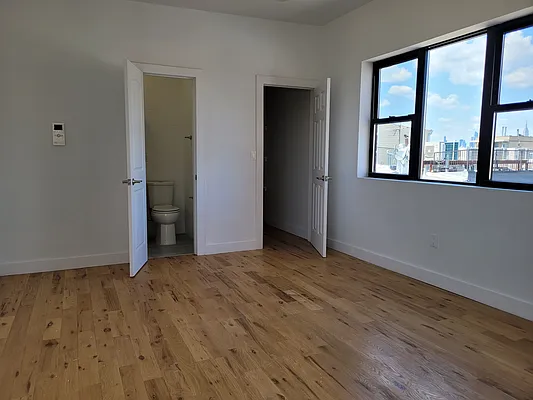 Rented by Capri Jet Realty Corp | media 19