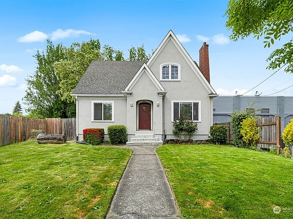 4th image of 4516 Pacific Avenue