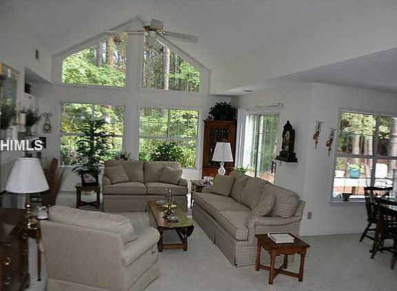 4th image of 19 Golden Hind Dr