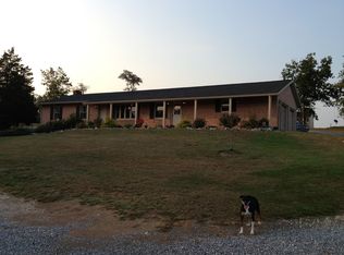 3241 Enoch Brown Rd, Greencastle, PA 17225