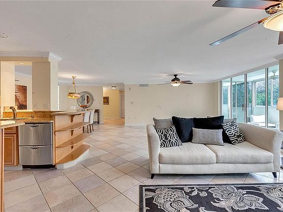 5th image of 690 Osceola Ave APT 309