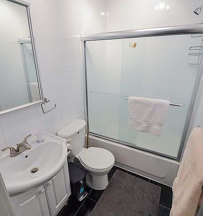 5th image of 401 W 57th St APT 3B