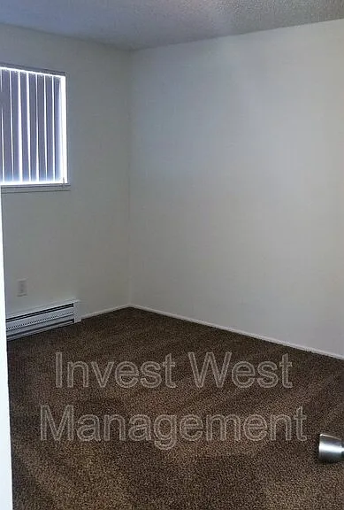 305 NE 104th Ave — Photo 21