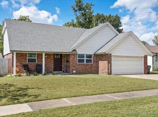 1624 S 108th East Pl, Tulsa, OK 74128