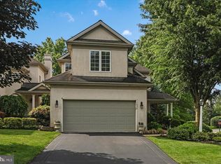 1030 Stillwood Cir, Lititz, PA 17543