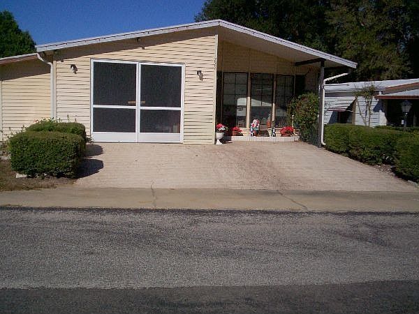 Home for Sale in Belleview, FL $28,500