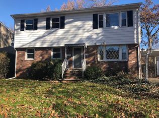 52 Edgewood Ave, Colonia, NJ 07067