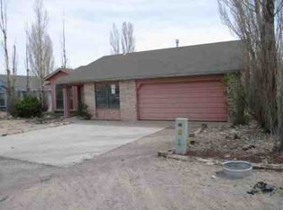 17 Ansley Dr, Los Lunas, NM 87031