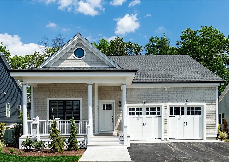 1st image of 15 Hampton Rd #20