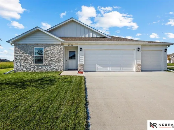 4738 E 17th Ave, Fremont, NE 68025
