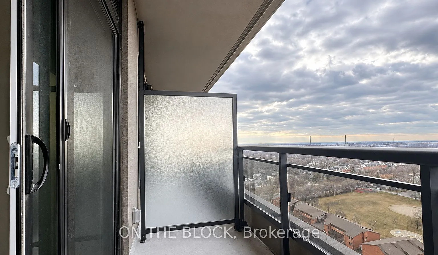 2 bed, $2,250 — Photo 2