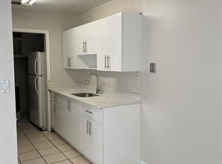 933 SW 16th St, Fort Lauderdale, FL 33315