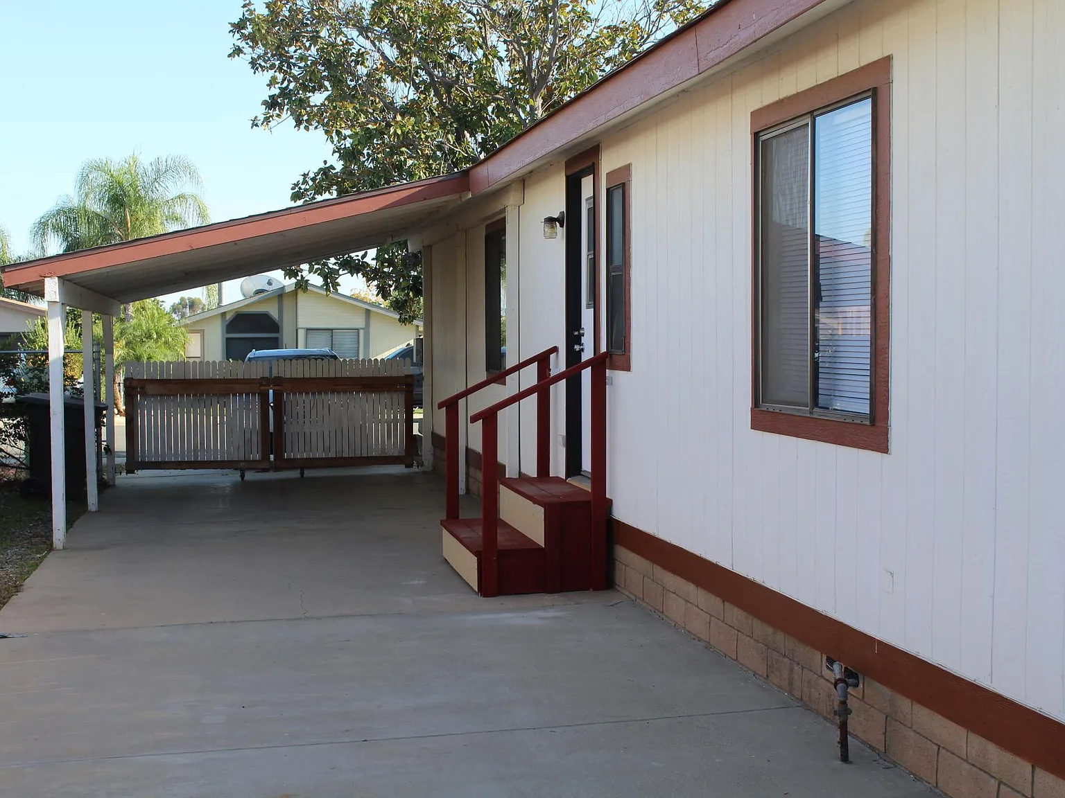 3 bed, 1344 sqft, $2,600 — Photo 4