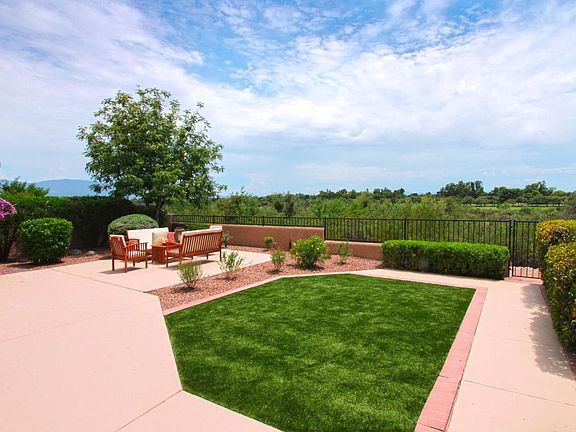 3rd image of 3410 N Country Club Vista Pl