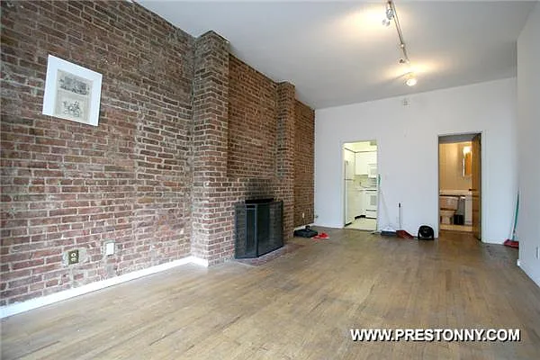 Rented by JM Preston Properties LLC | media 39