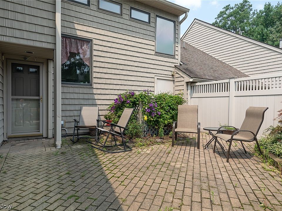 11335 Saint Andrews Way Painesville OH Zillow