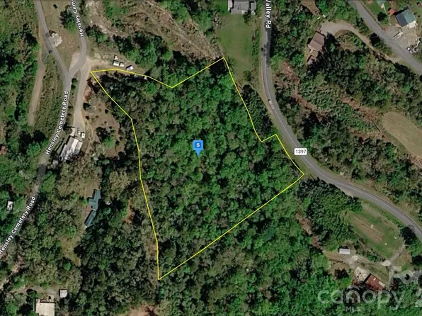 500 Hensley Cemetery Rd, Whittier, NC 28789