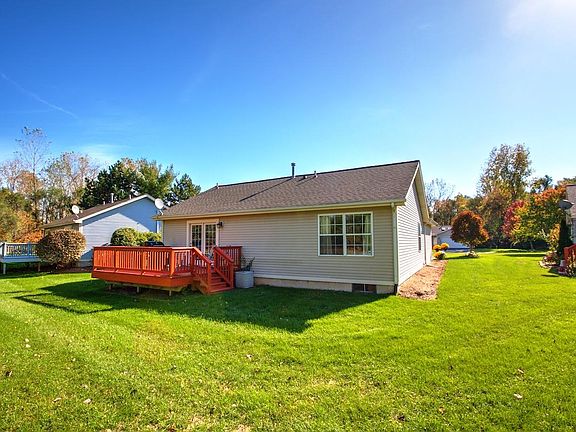 4th image of 8075 Park Ln