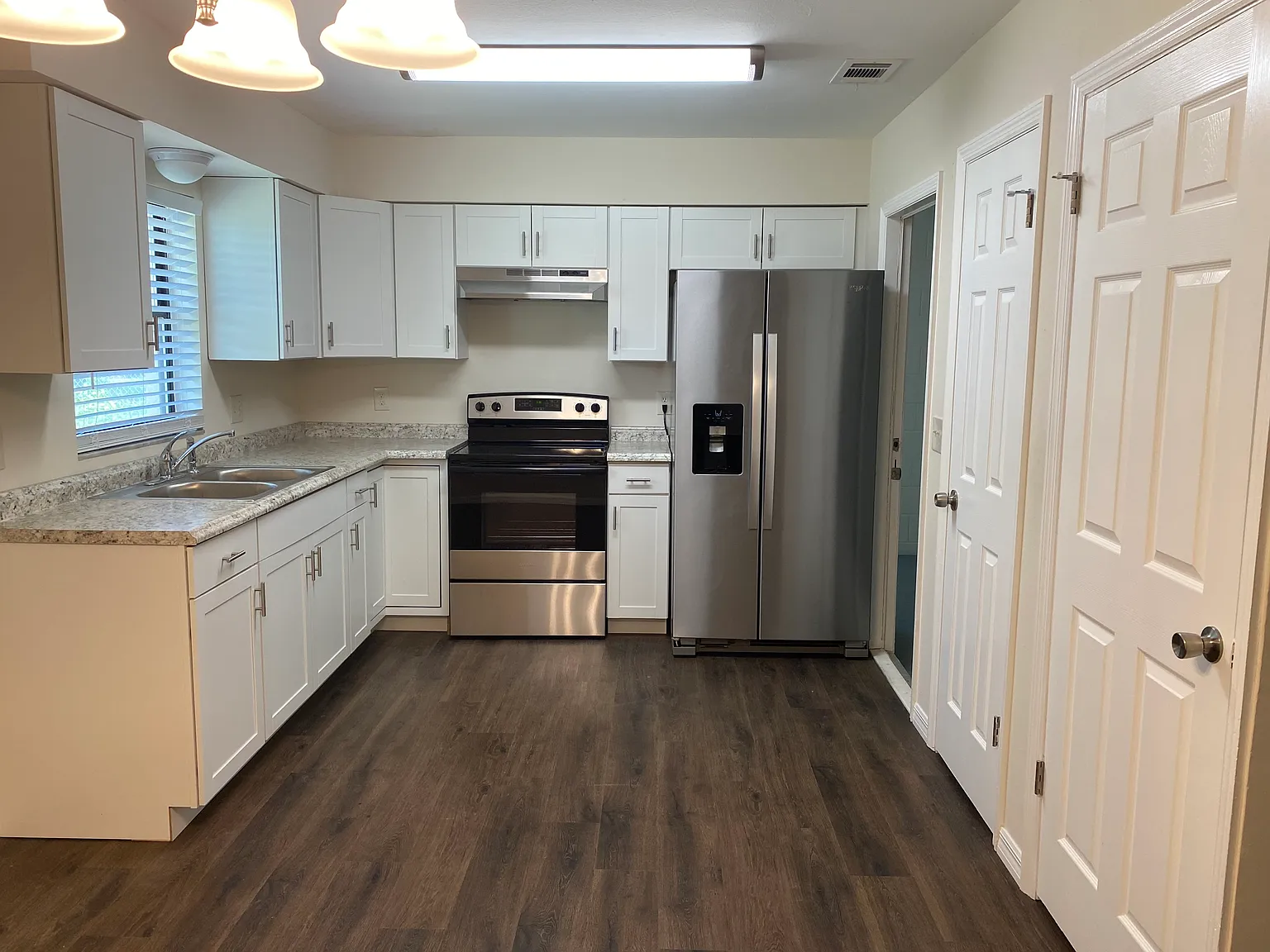 2033 NE 59th Street — Photo 3