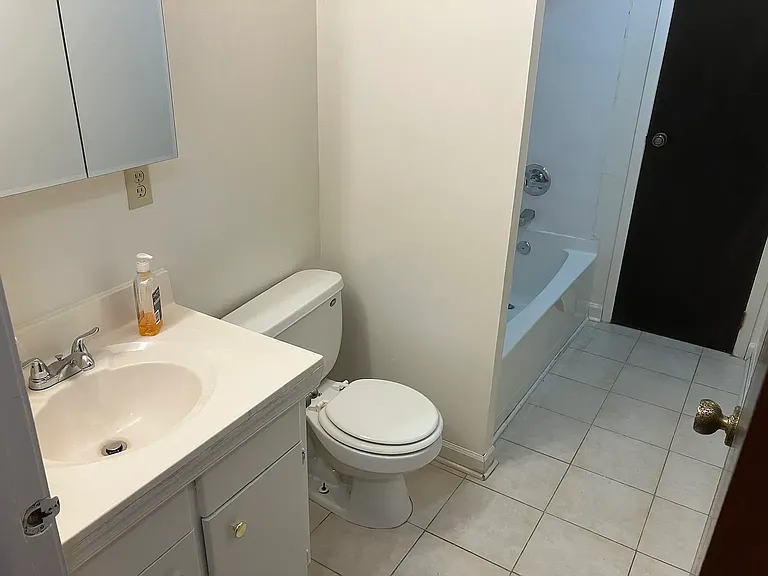 6807 Wildwood Ct — Photo 12