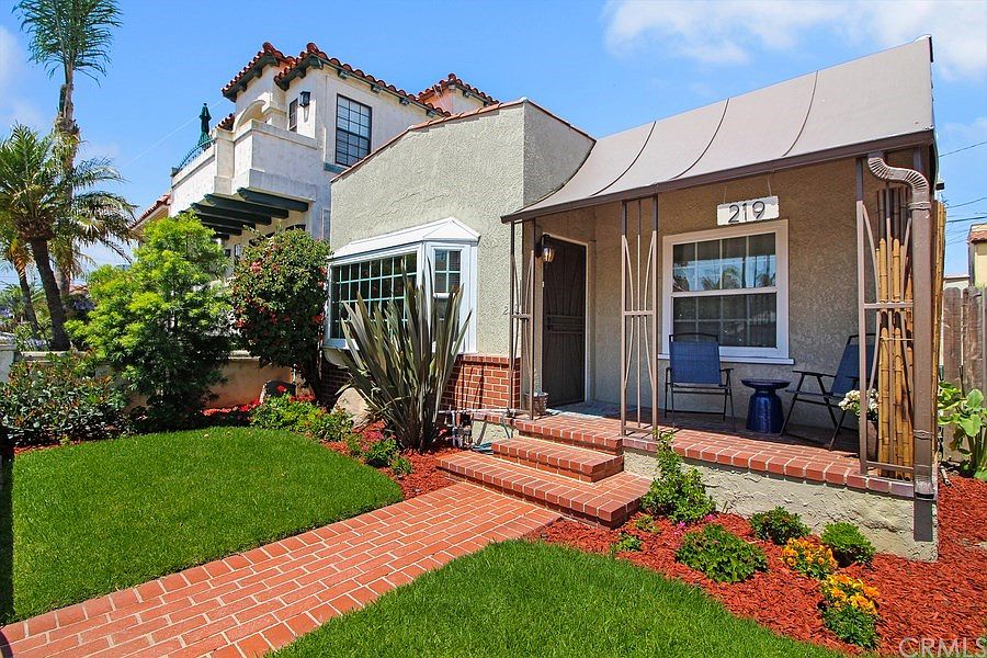 1st image of 219 La Verne Ave