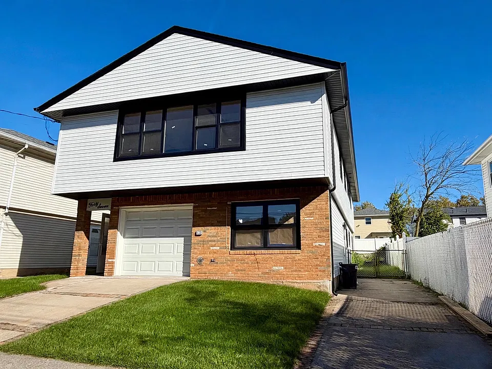 47 Grissom Ave #1