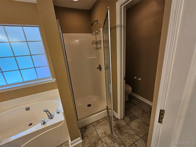 364 Homewood Dr — Photo 7