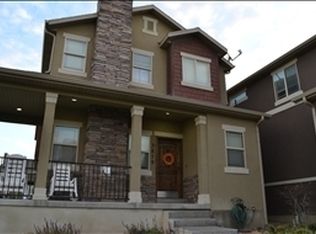 3879 E Cunning Hill Dr, Eagle Mountain, UT 84005